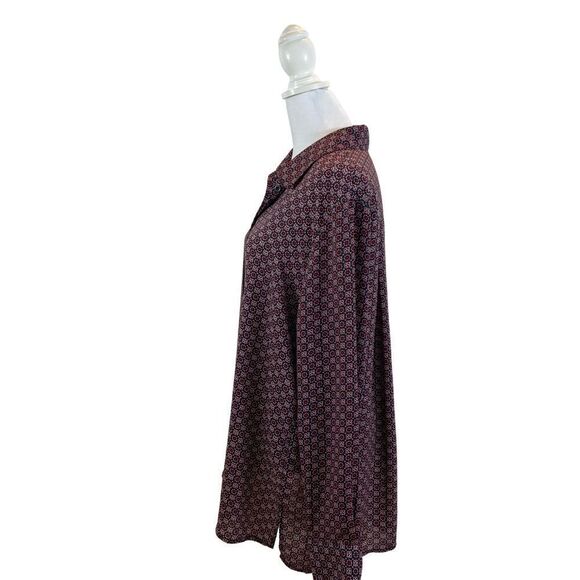 Chelsea & Theodore Lightweight Floral Print Button Down Blouse Size Large - Picture 3 of 10